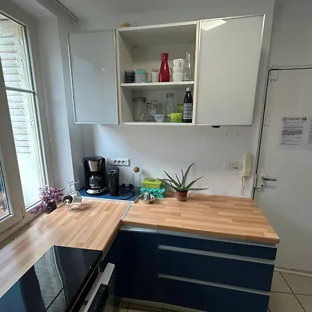 A Dieulouard, 75 M² Avec Parking Apartment
