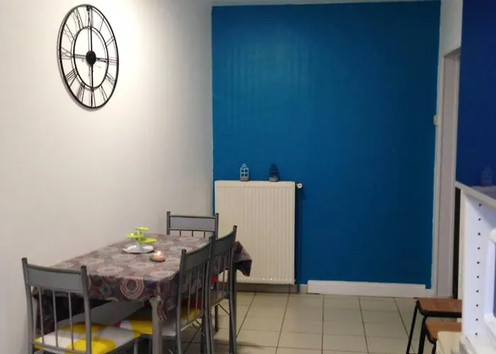 公寓 A Dieulouard, 75 M² Avec Parking *